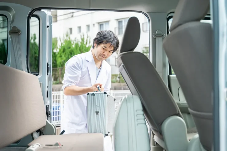 訪問歯科という選択肢 訪問歯科 口の渇き ドライマウス 虫歯 歯周病 部歯科医院 服部歯科 たまプラーザ 美しが丘 歯医者 歯科